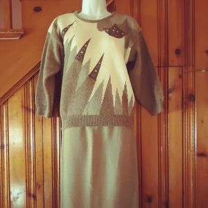 JJ Fargo VINTAGE Sweater and Skirt Set